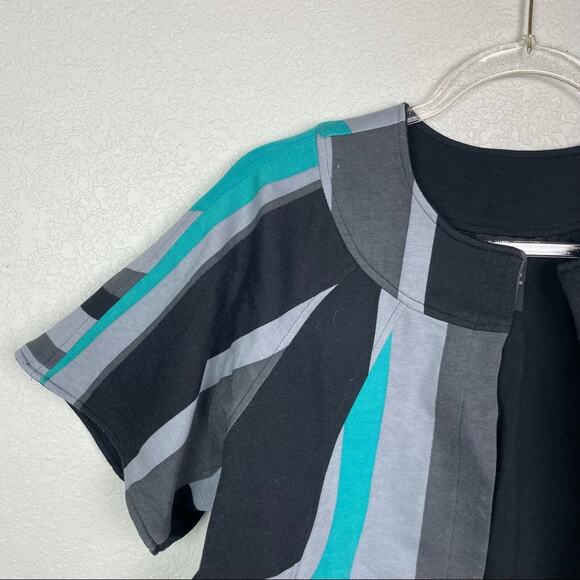 NY&CO Reversible Abstract Cropped Jacket Sz S - Picture 2 of 5